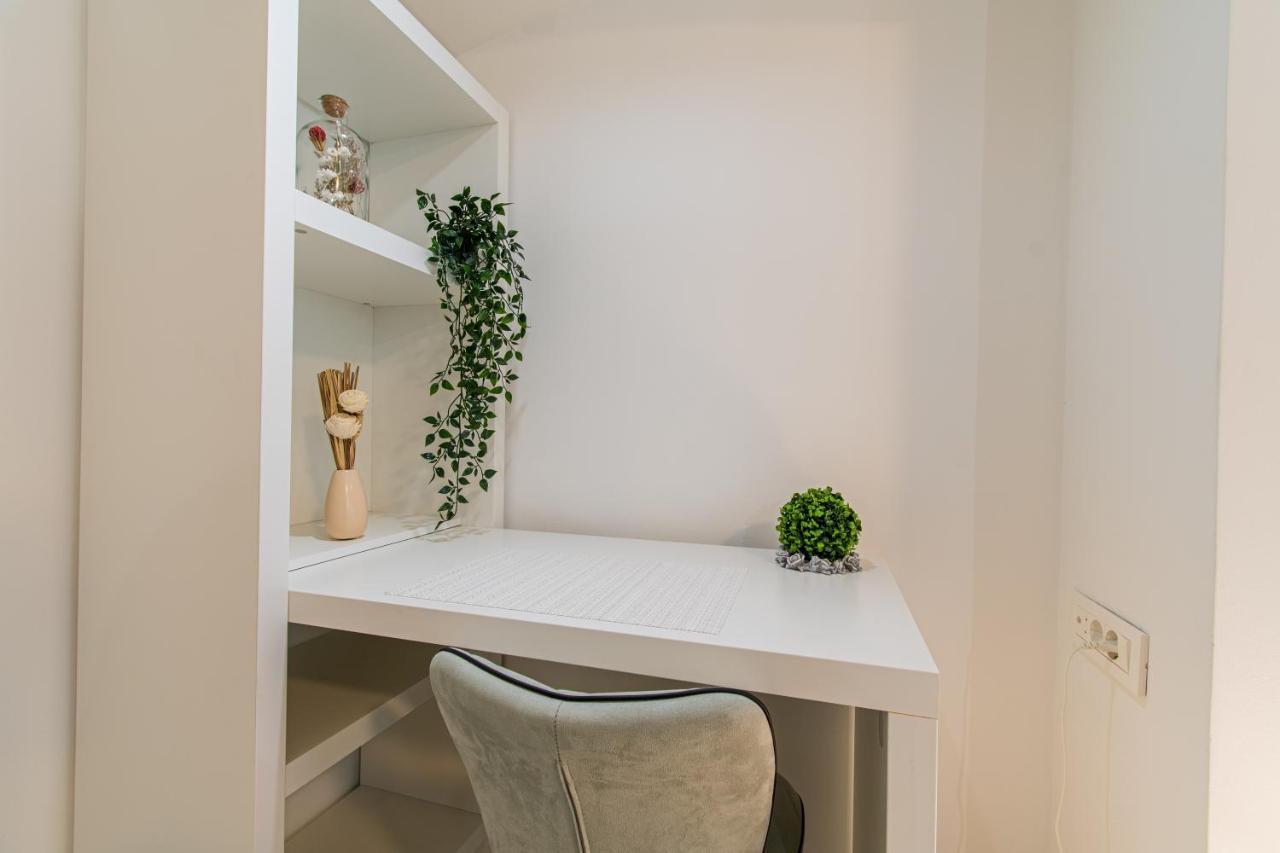 شقة Flexible Selfcheckins 44 - Zagreb - New - Center المظهر الخارجي الصورة